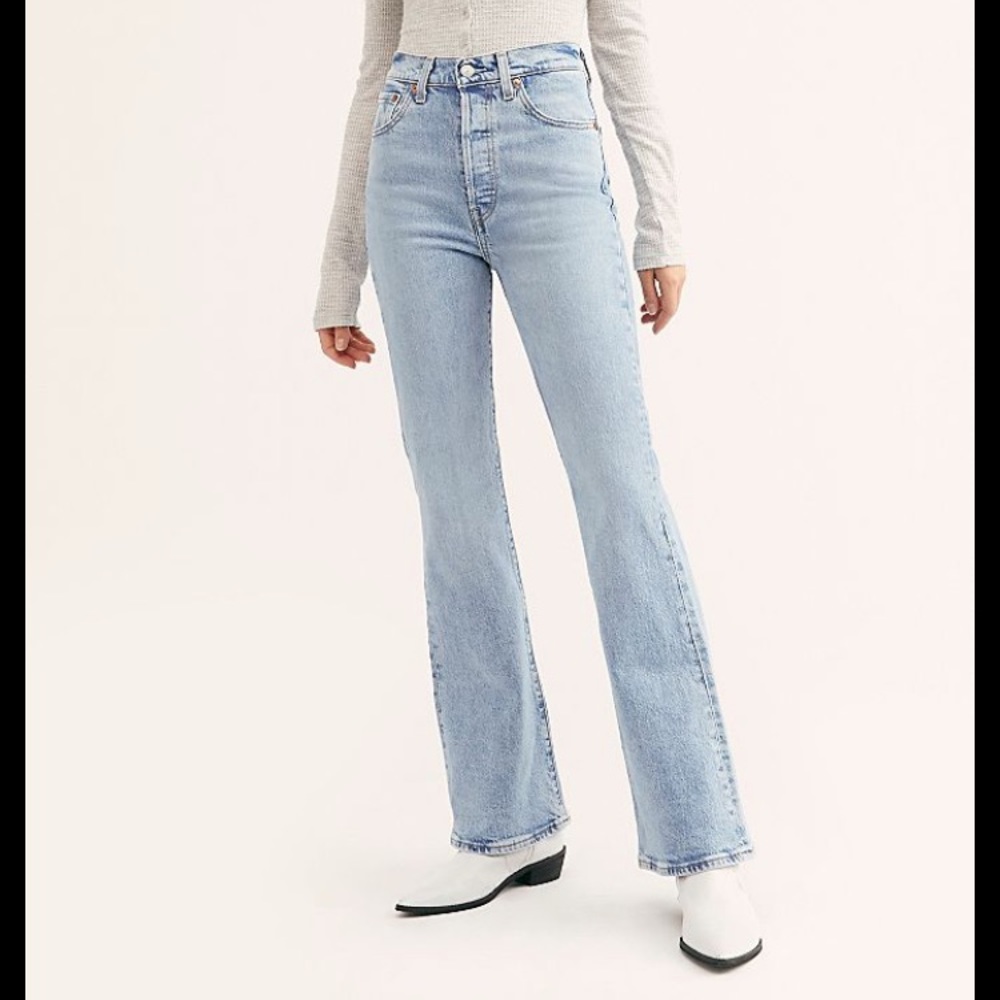 NWT, Levi’s Ribcage Flare, Size 26